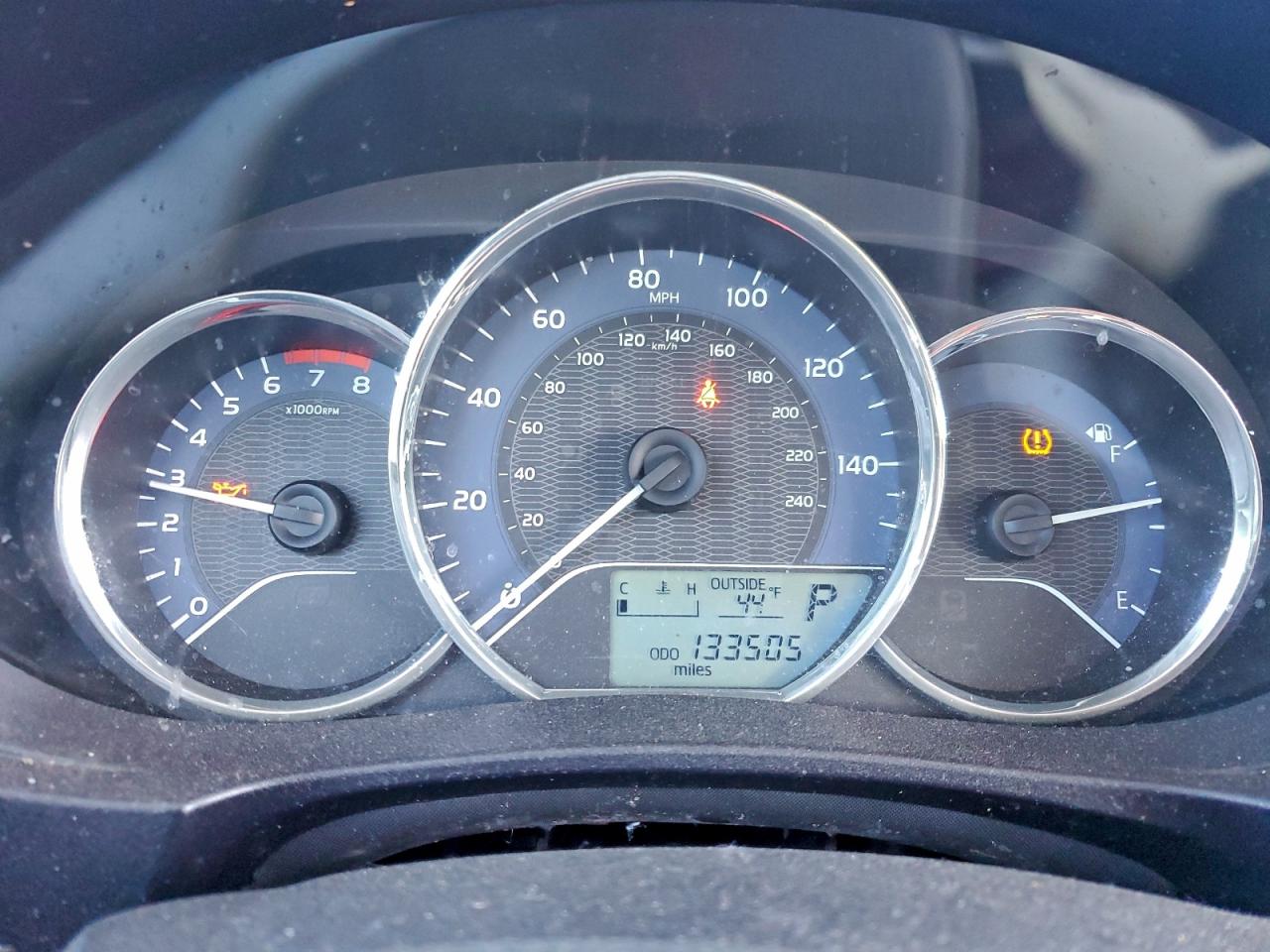 Toyota Corolla L Image 2