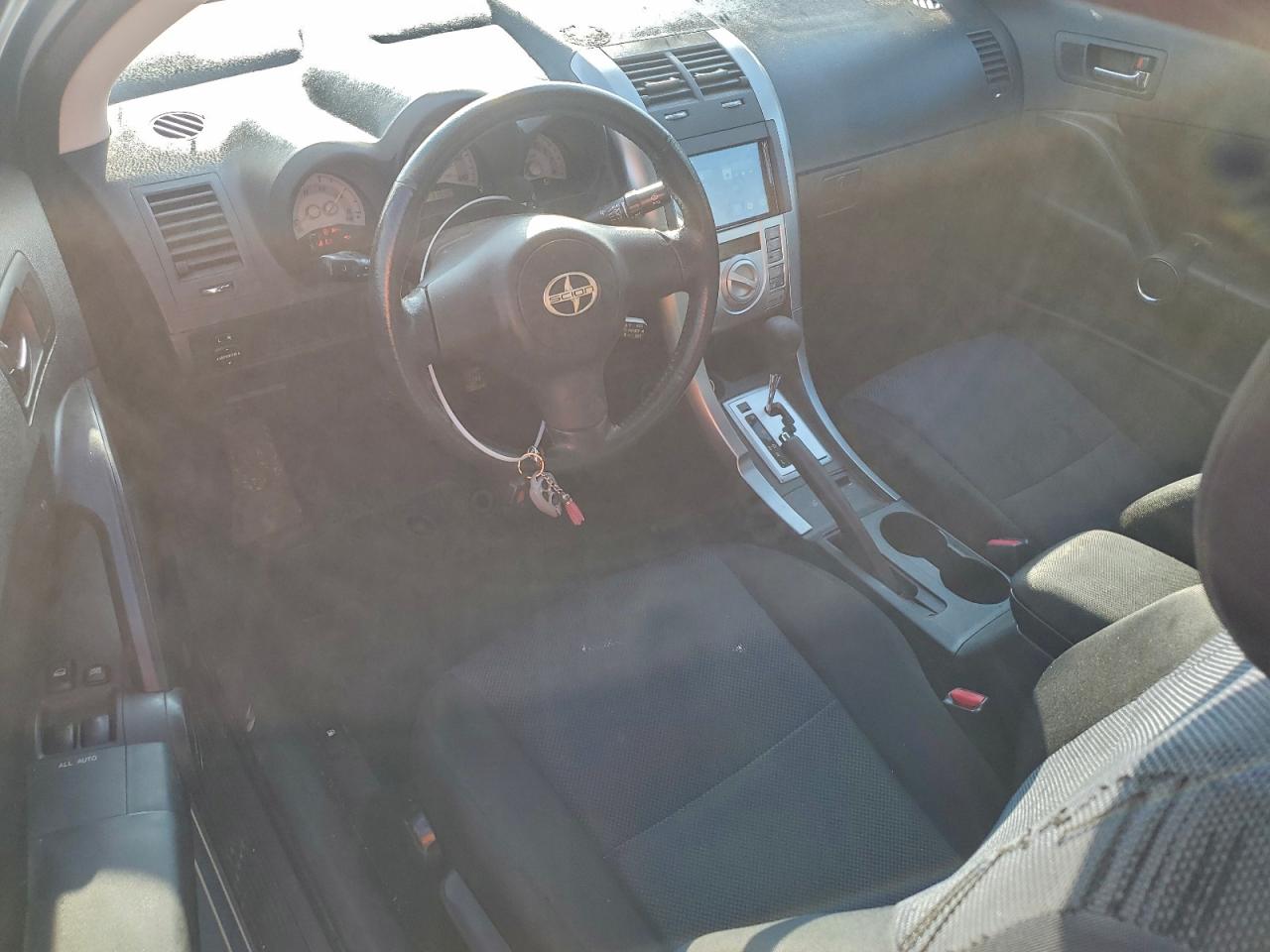 Toyota Scion Image 8