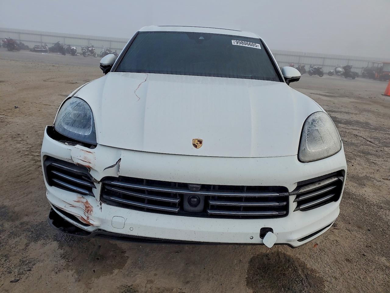 Porsche Cayenne S Image 5