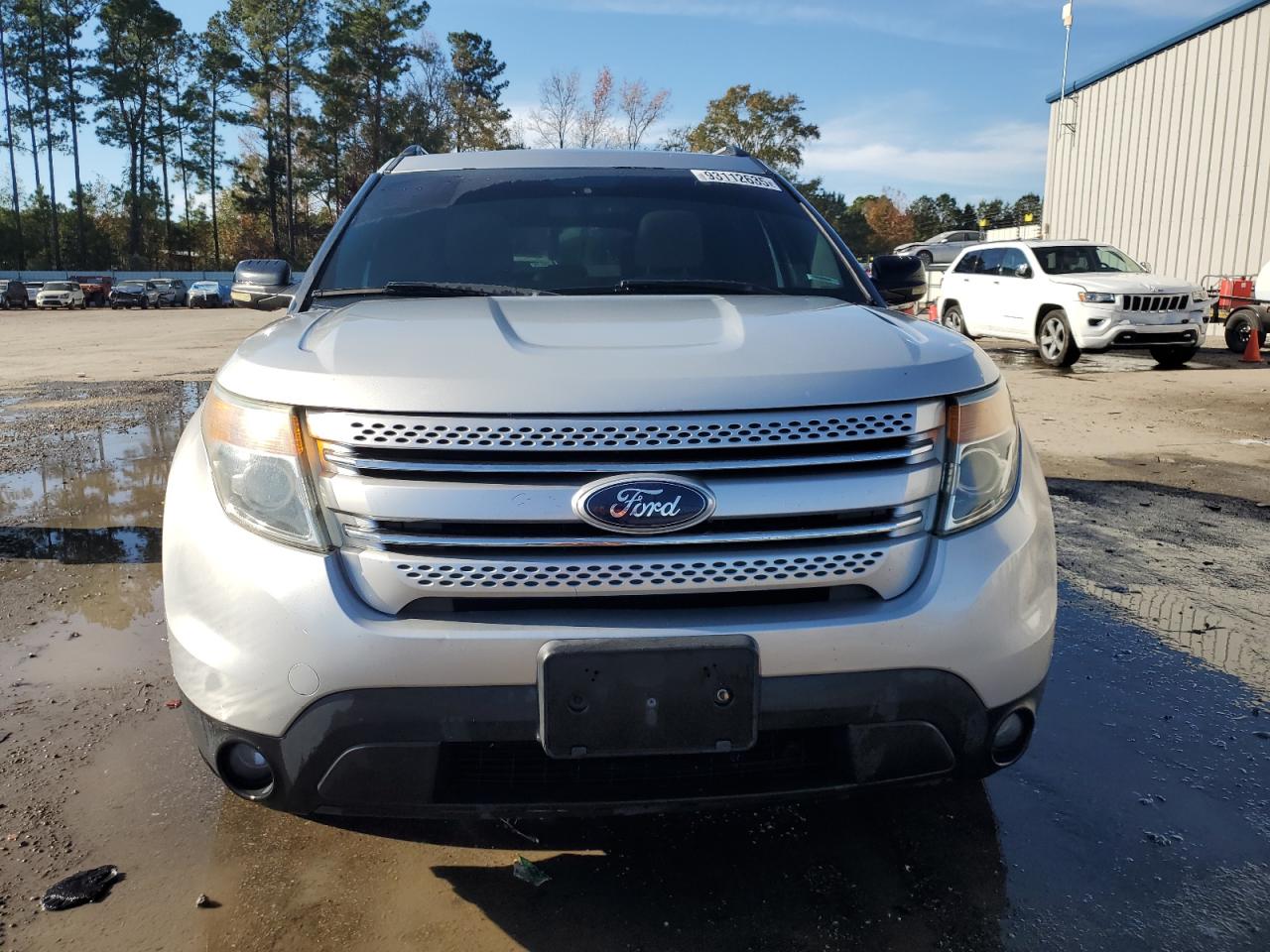 Ford Explorer Xlt Image 2