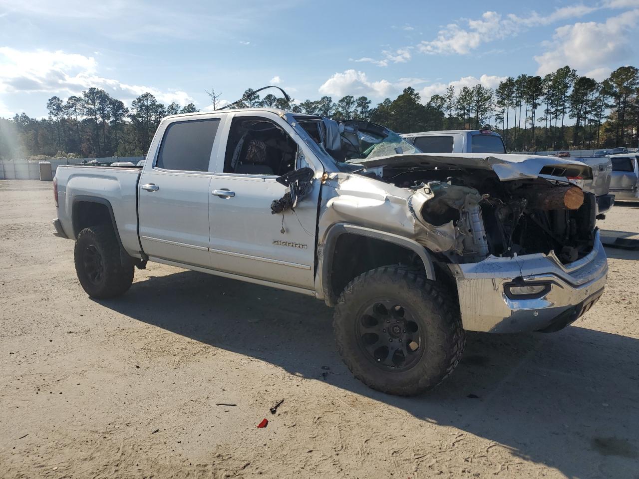 GMC Sierra K1500 Slt Image 2