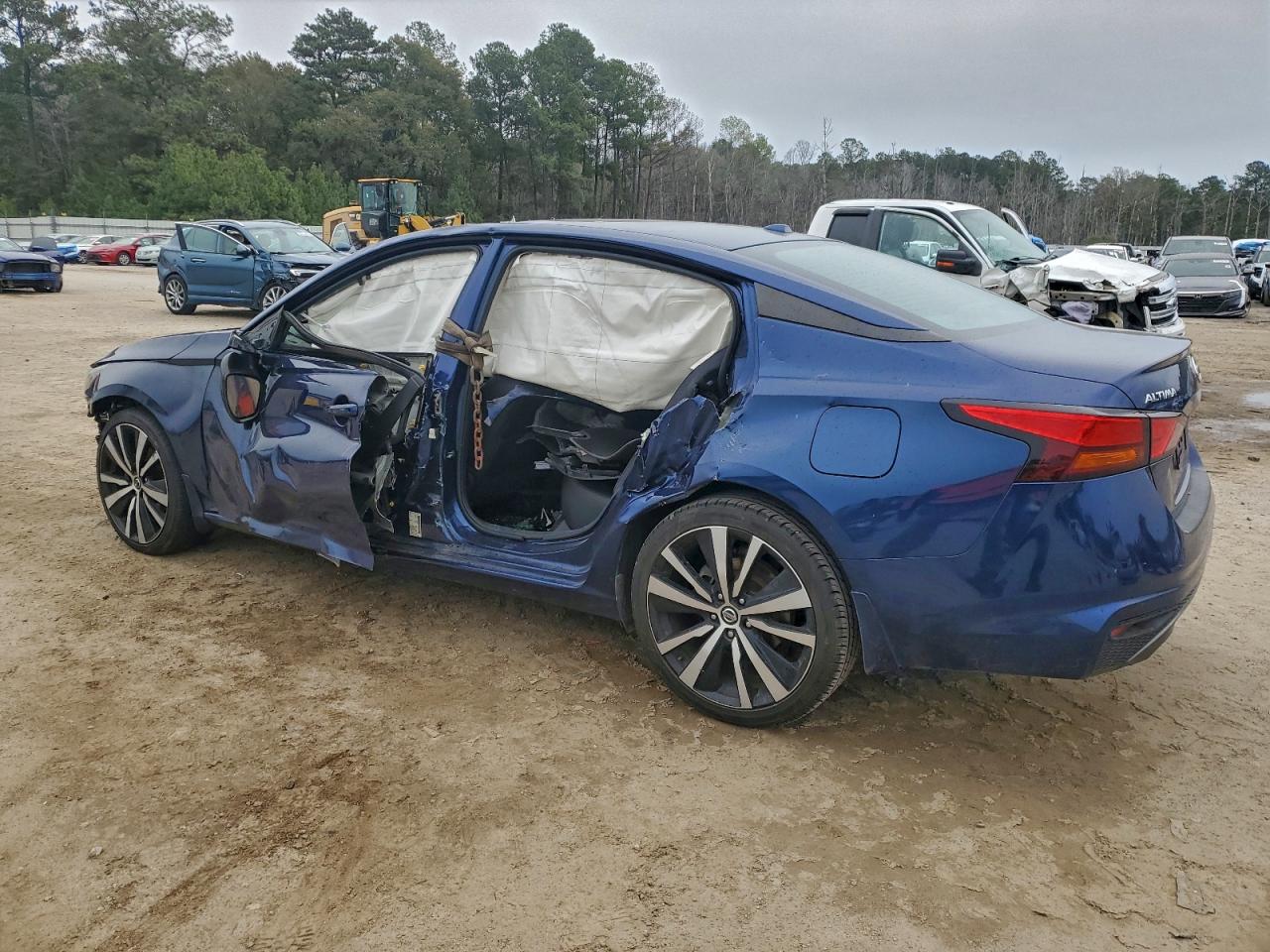 Nissan Altima Sr Image 13