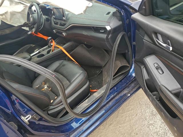 Nissan Altima Sr Image 12