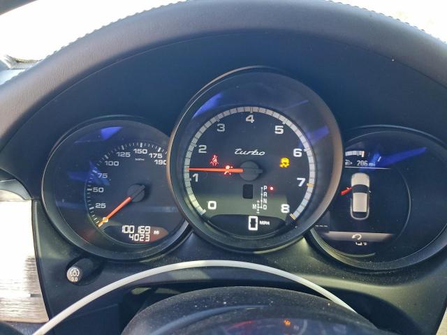 Porsche Macan Turbo Image 7