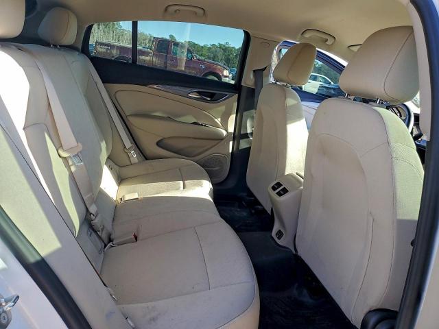 Buick Regal Preferred Image 10