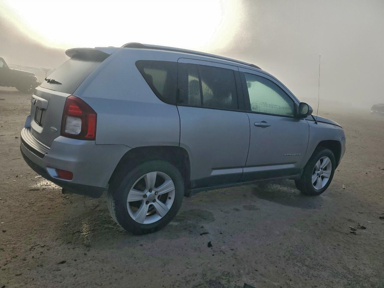 Jeep Compass Latitude Image 11