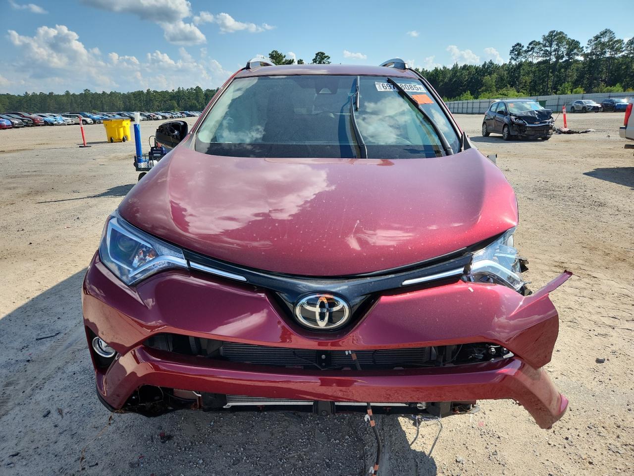 Toyota RAV4 Le Image 5