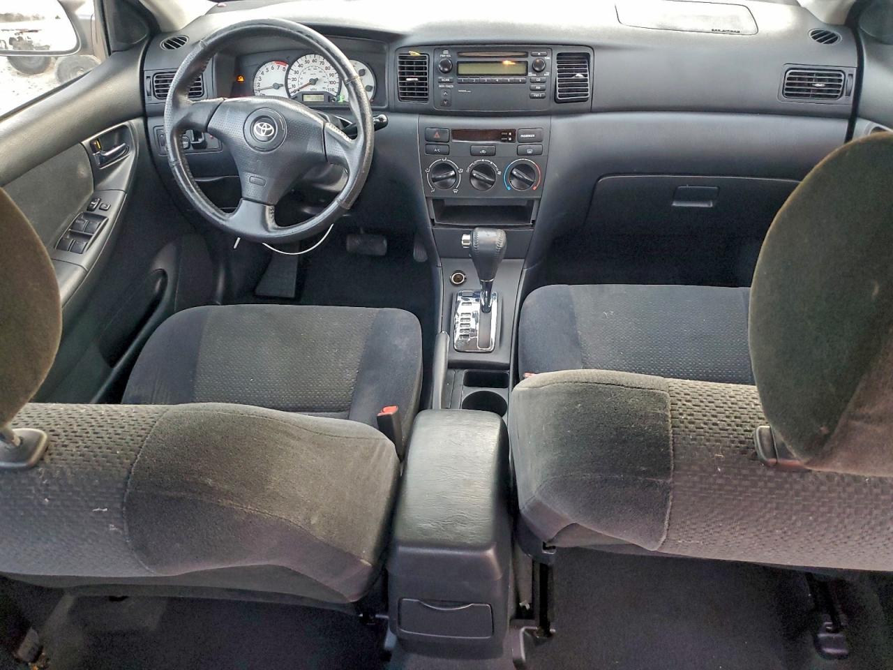 Toyota Corolla Ce Image 6