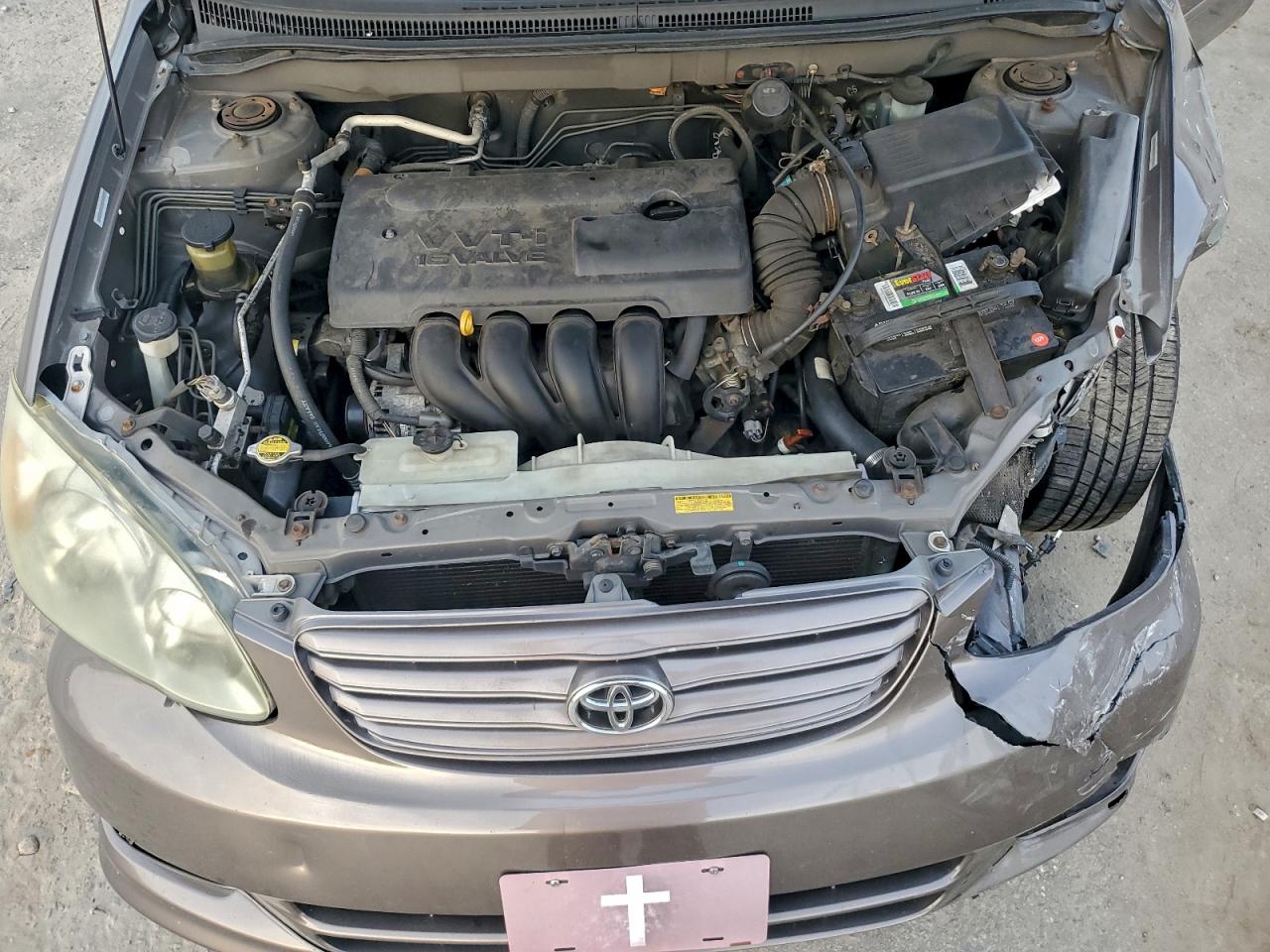 Toyota Corolla Ce Image 3