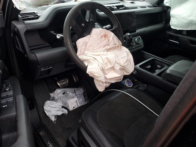 Land Rover Defender 110 Image 3