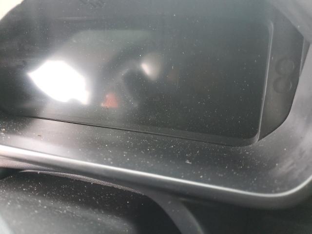 Land Rover Defender 110 Image 10