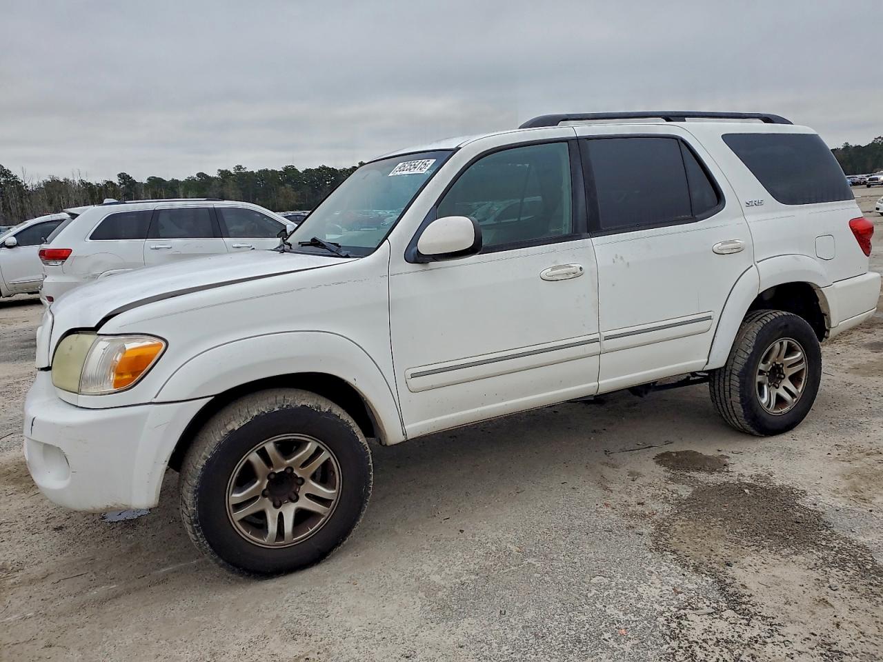 Toyota Sequoia Sr5 Image 1