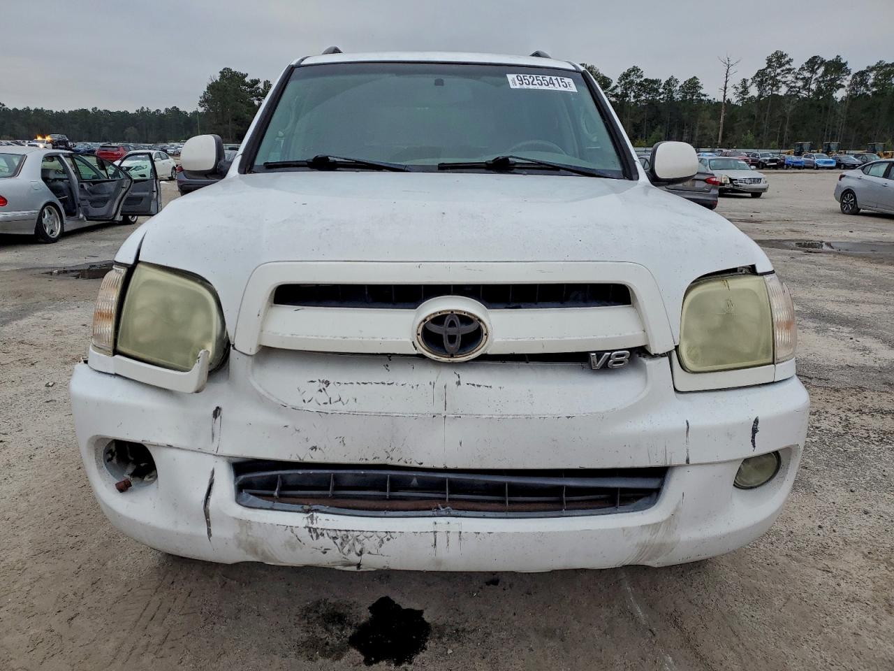 Toyota Sequoia Sr5 Image 2