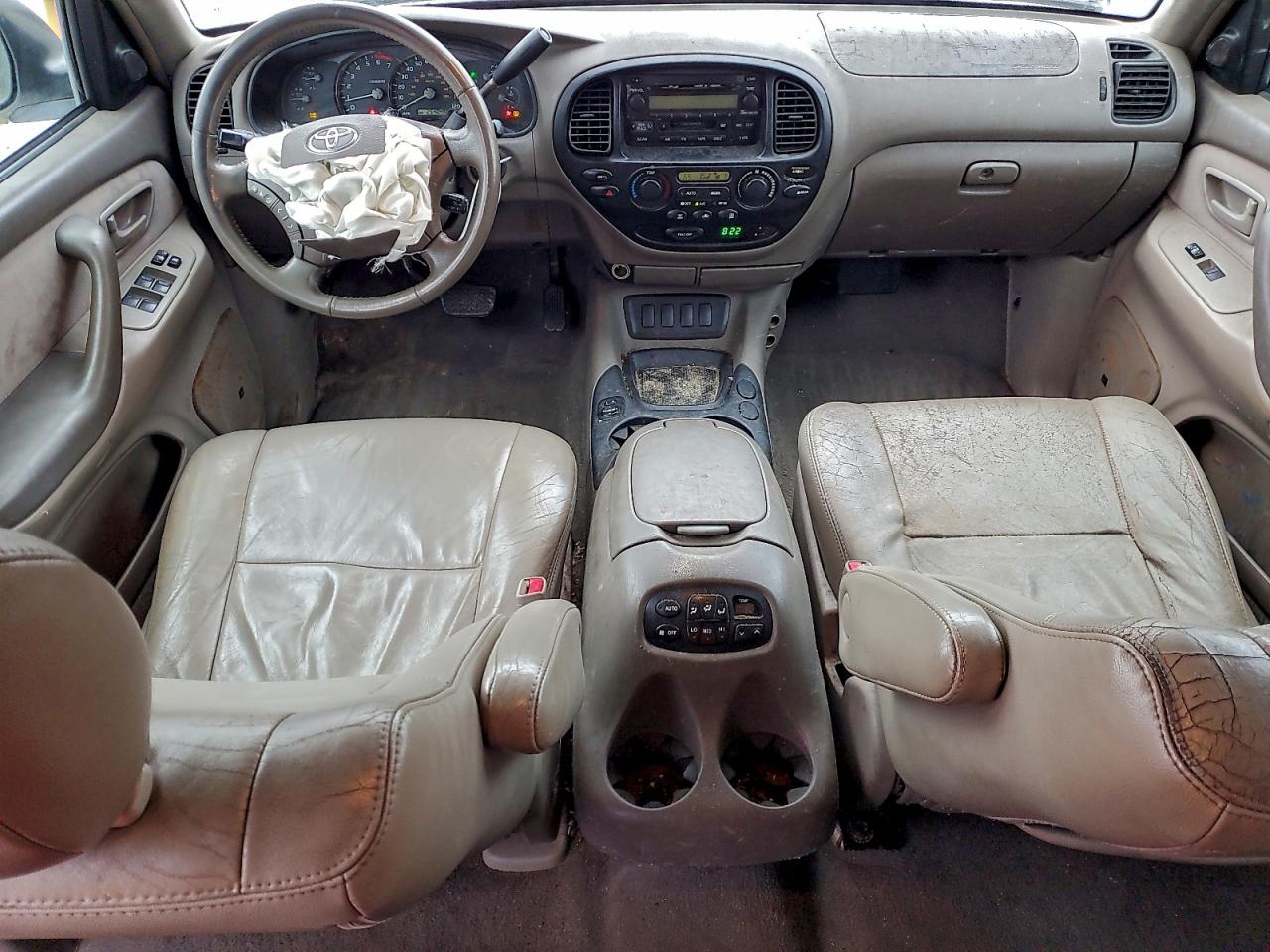 Toyota Sequoia Sr5 Image 5