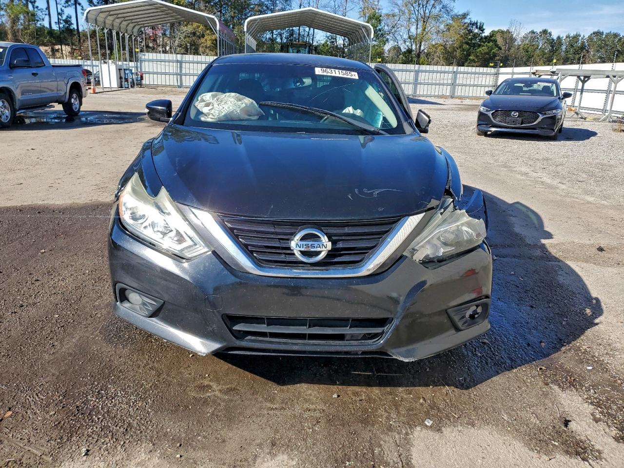 Nissan Altima 2.5 Image 9