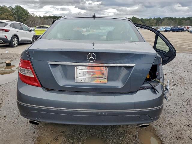 Mercedes-Benz C-Class 300 4matic Image 5