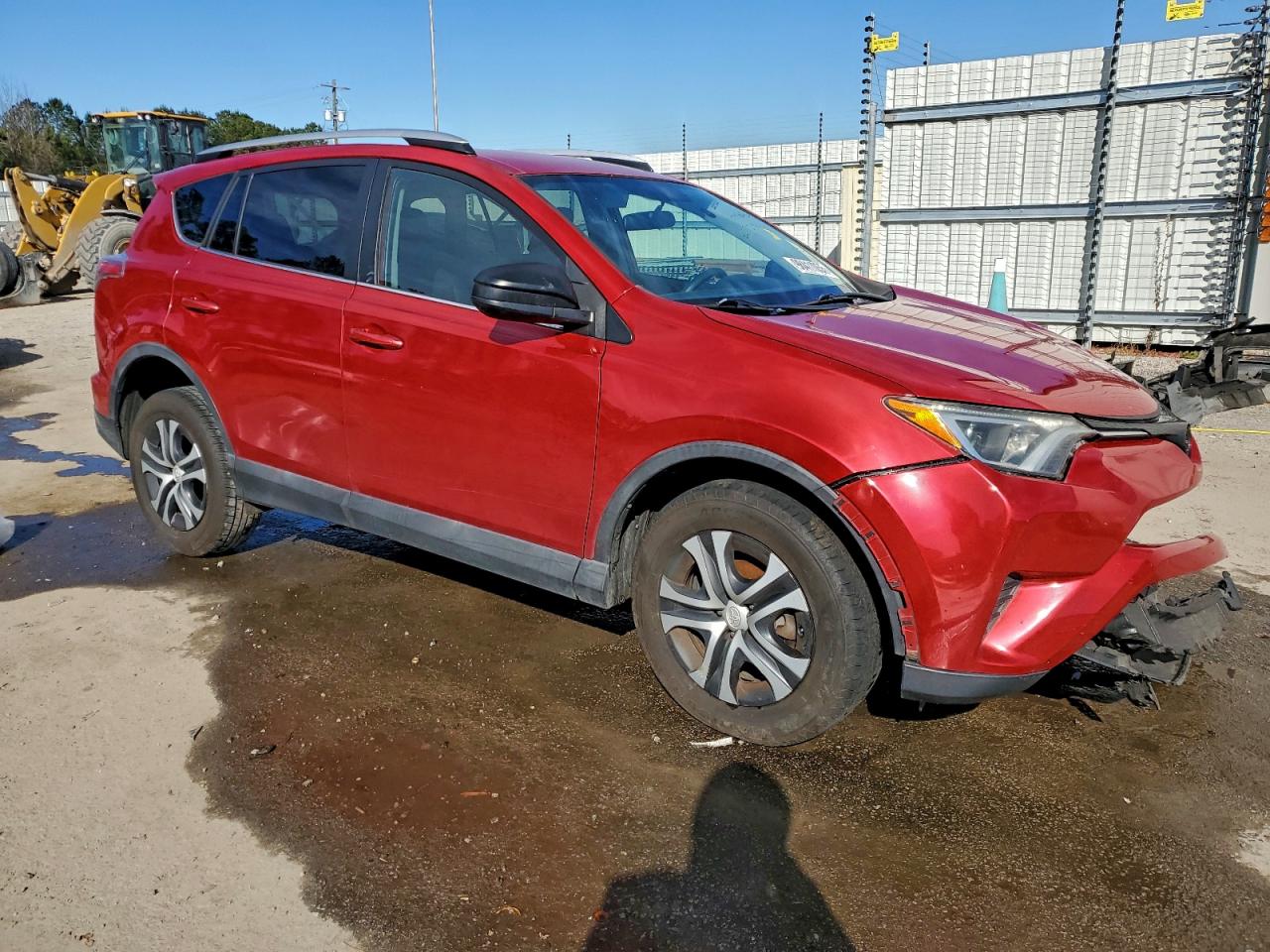 Toyota RAV4 Le Image 2