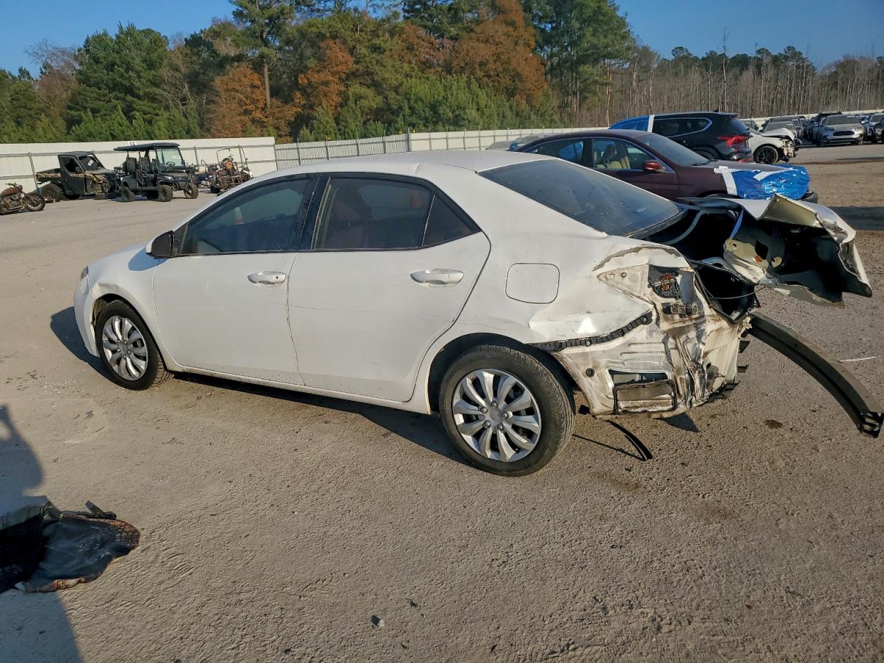 Toyota Corolla L Image 4