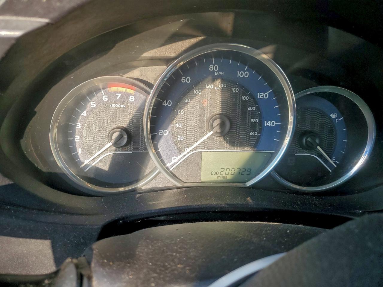 Toyota Corolla L Image 10