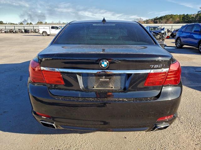 BMW 7 Series I Image 11