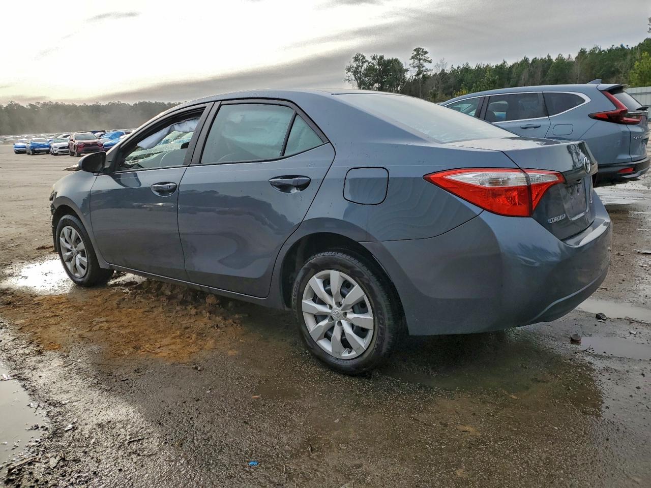 Toyota Corolla L Image 10