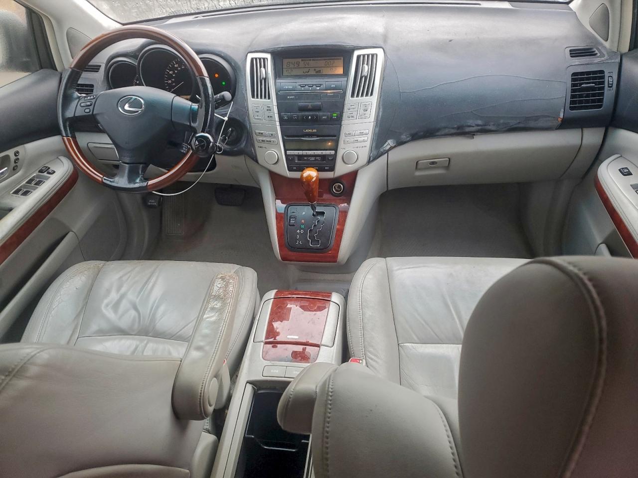 Lexus RX 330 Image 9