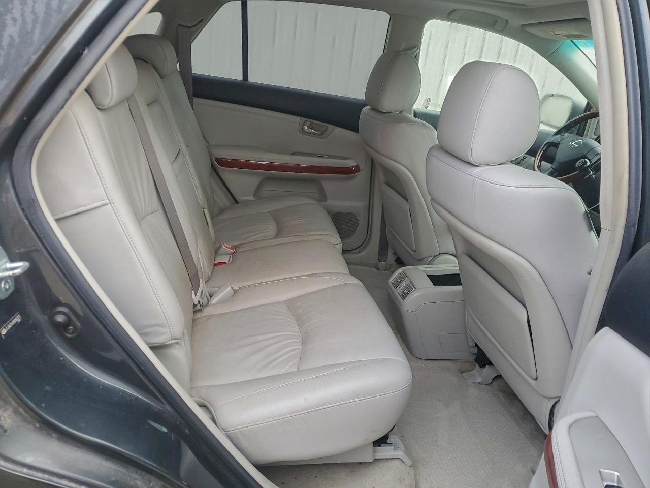 Lexus RX 330 Image 3